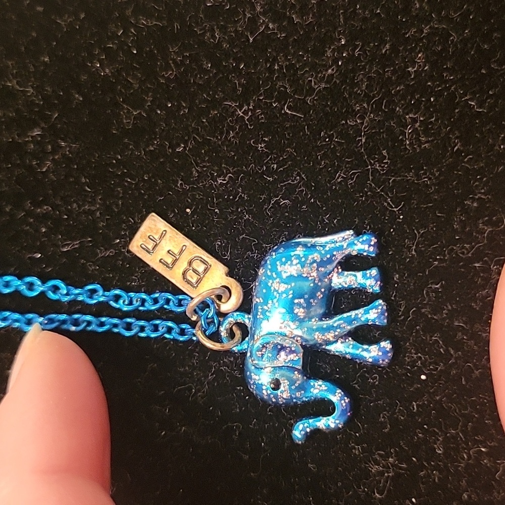 Two necklace - Picture 3 of 3